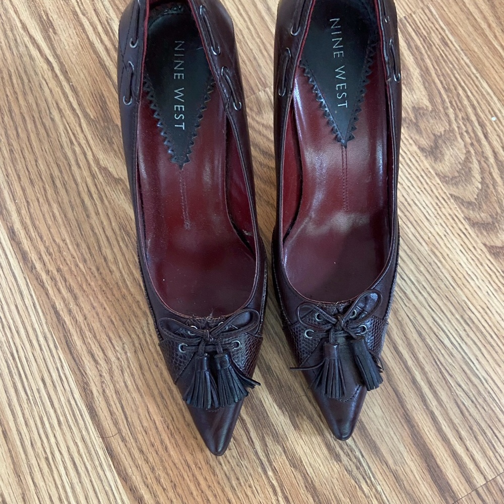 Nine West ladies brown pumps
